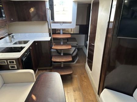 Sea Ray Sundancer 350 Coupe image