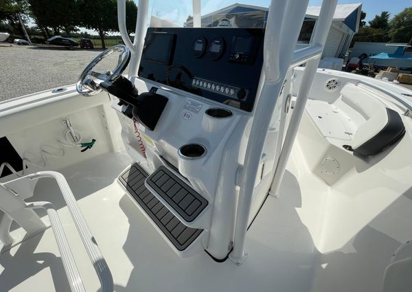 Tidewater 210-LXF image