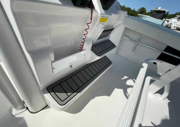 Tidewater 210-LXF image