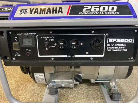 Yamaha Outboards EF2600 Generator image