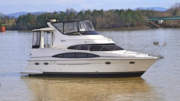Carver 396 Motor Yacht