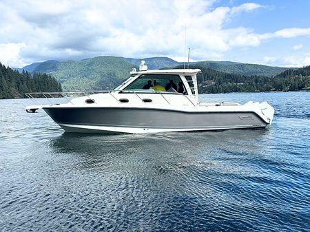 Boston Whaler 345 Conquest Pilothouse image