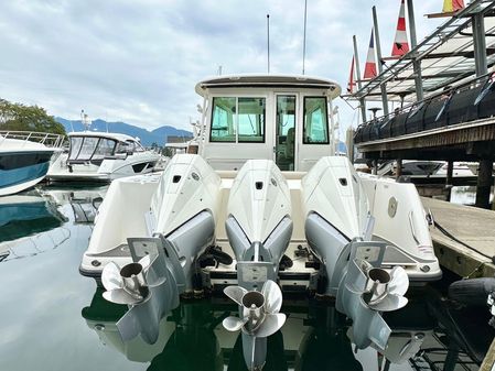 Boston Whaler 345 Conquest Pilothouse image