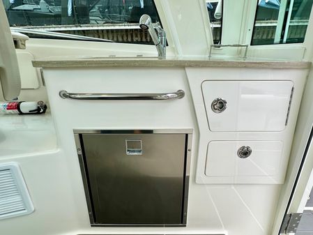 Boston Whaler 345 Conquest Pilothouse image