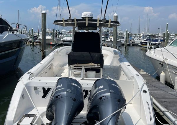 Century 3200 Center Console image