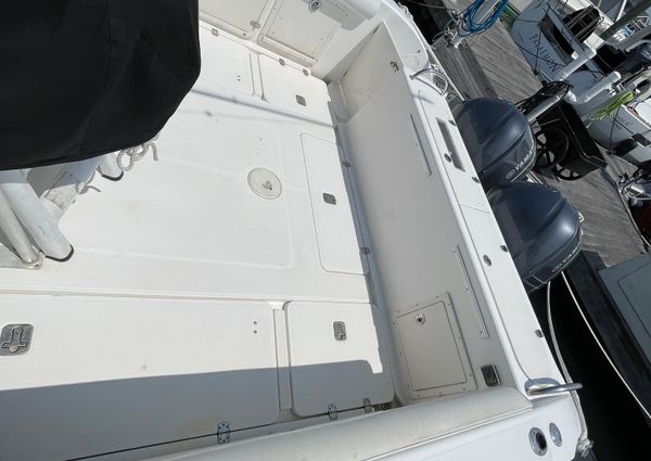 Century 3200 Center Console image