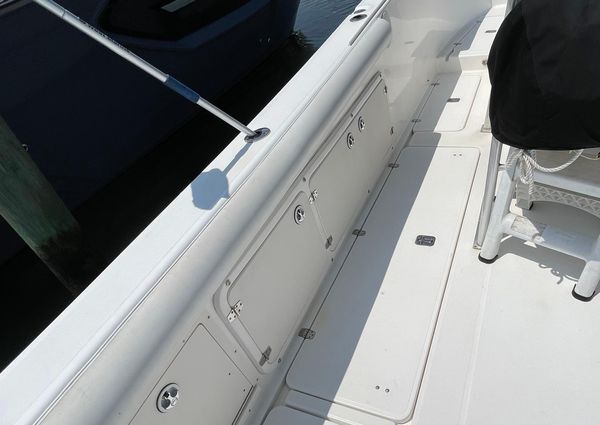 Century 3200 Center Console image