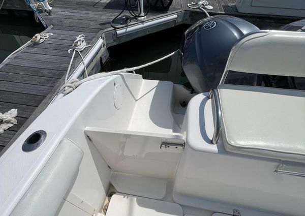 Century 3200 Center Console image