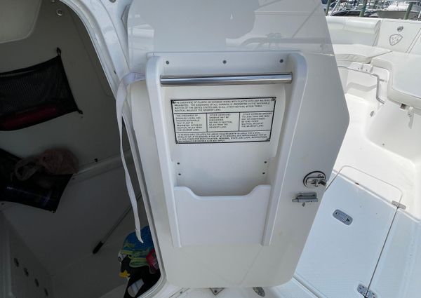 Century 3200 Center Console image