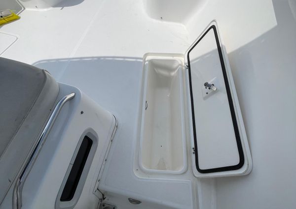 Century 3200 Center Console image