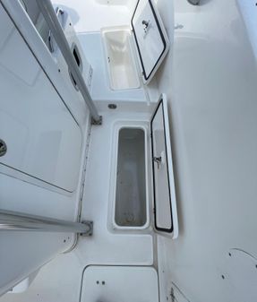 Century 3200 Center Console image