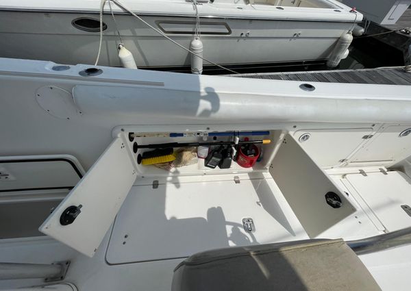 Century 3200 Center Console image