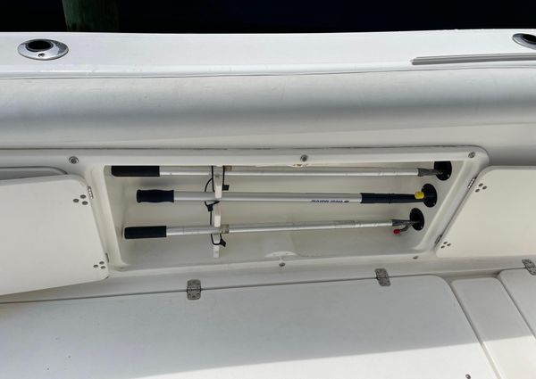 Century 3200 Center Console image