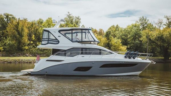 Sea Ray 460 Fly