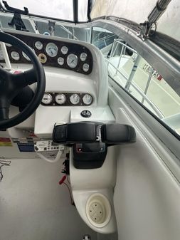 Larson CABRIO-280-MID-CABIN image