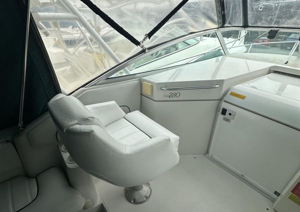 Larson CABRIO-280-MID-CABIN image