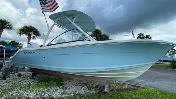 Cobia 240DC 