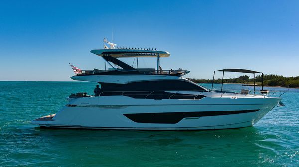 Fairline Squadron 68