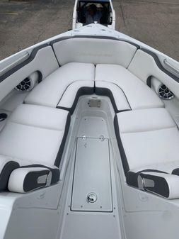 Crownline 265 SS image