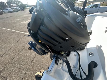 Sea-pro 259-CENTER-CONSOLE image