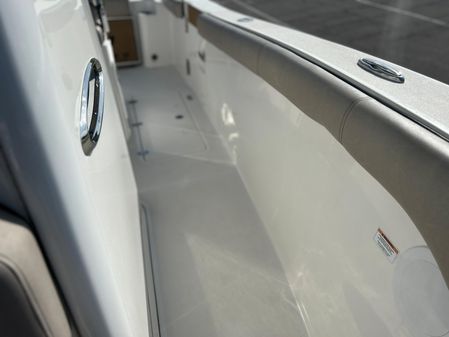 Sea-pro 259-CENTER-CONSOLE image