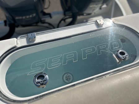 Sea-pro 259-CENTER-CONSOLE image