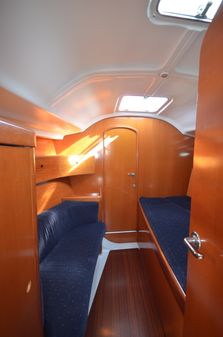 Beneteau First 42S7 image