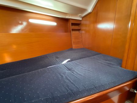 Beneteau First 42S7 image