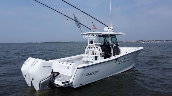 Blackfin 302 CC 