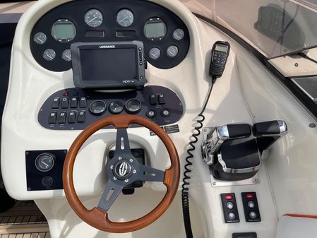 Sunseeker Hawk 31 image