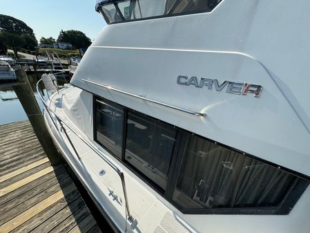 Carver 33 Aft Cabin image