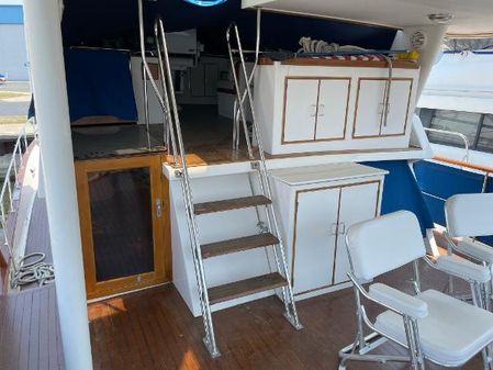 Ocean-alexander 43-FLUSH-AFT-DECK image