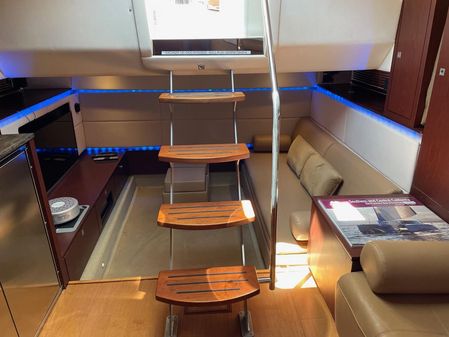 Sea Ray 450 Sundancer image