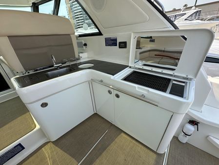 Sea Ray 450 Sundancer image