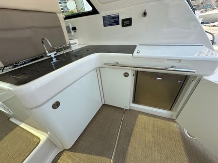 Sea Ray 450 Sundancer image