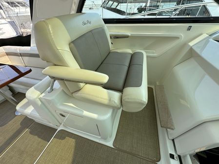 Sea Ray 450 Sundancer image