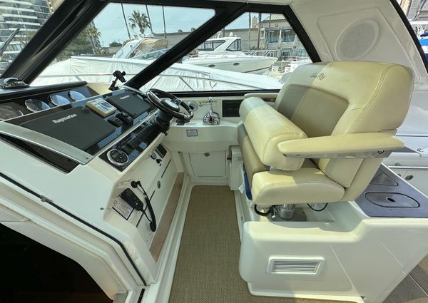 Sea Ray 450 Sundancer image