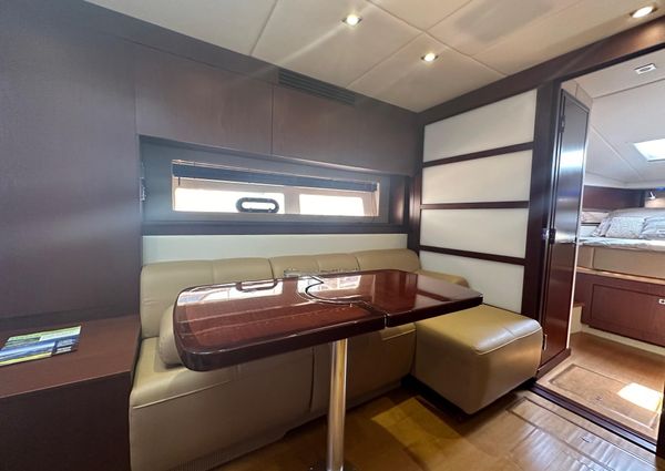 Sea Ray 450 Sundancer image