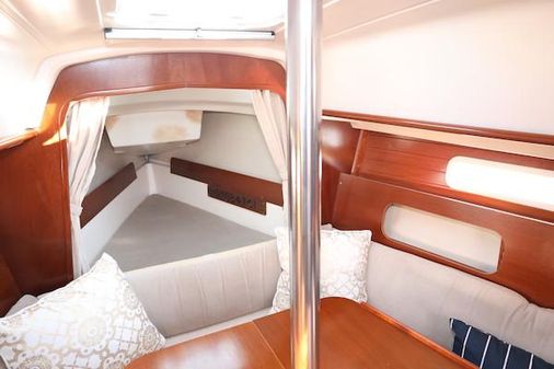 Beneteau OCEANIS-281 image