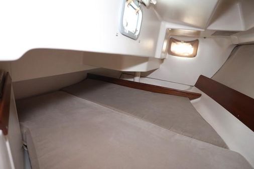 Beneteau OCEANIS-281 image