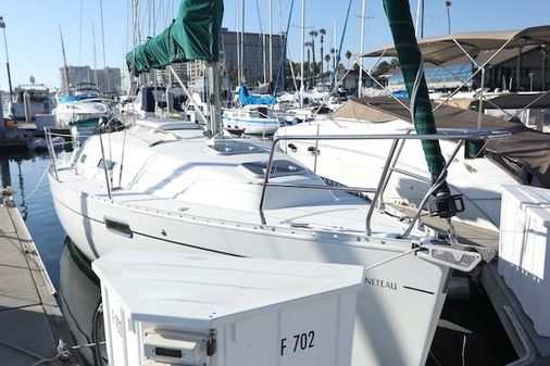 Beneteau OCEANIS-281 image