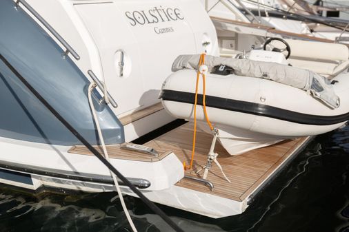 Azimut 72 Flybridge image