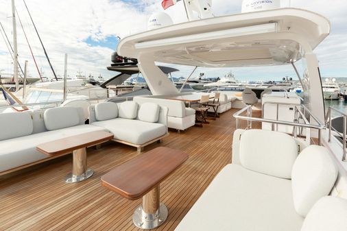 Azimut 72 Flybridge image