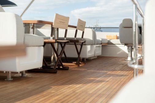 Azimut 72 Flybridge image