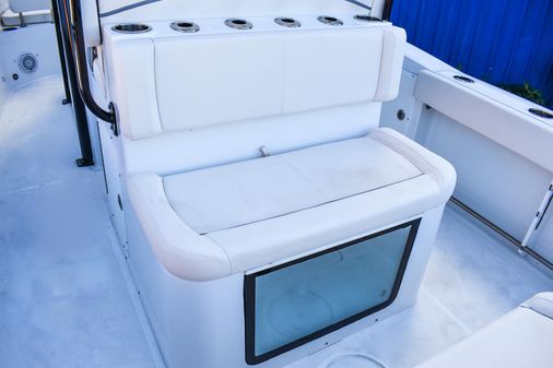 Sea-hunt GAMEFISH-27-FORWARD-SEATING image