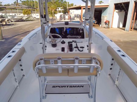 Sportsman OPEN-232-CENTER-CONSOLE image