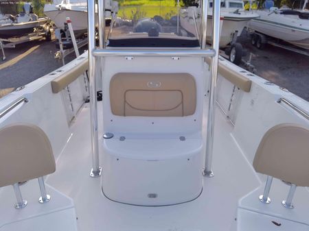 Sportsman OPEN-232-CENTER-CONSOLE image