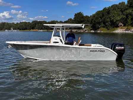 Sea Pro 259 Center Console image