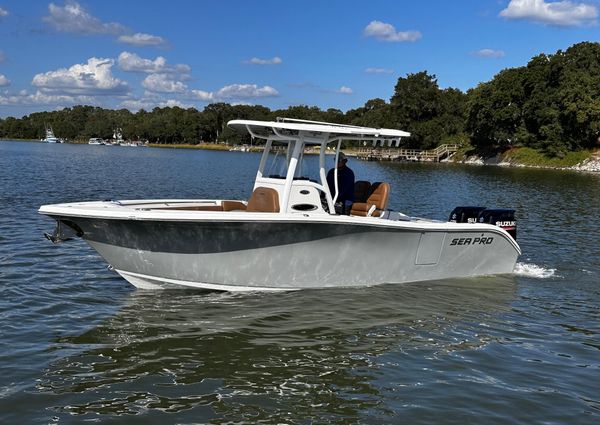 Sea Pro 259 Center Console image