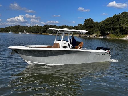 Sea Pro 259 Center Console image